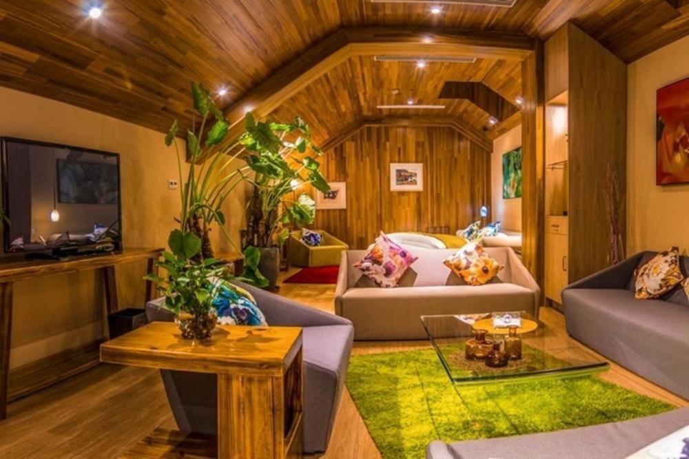 シャンハイ フィニティー ホテル 松江区 エクステリア 写真